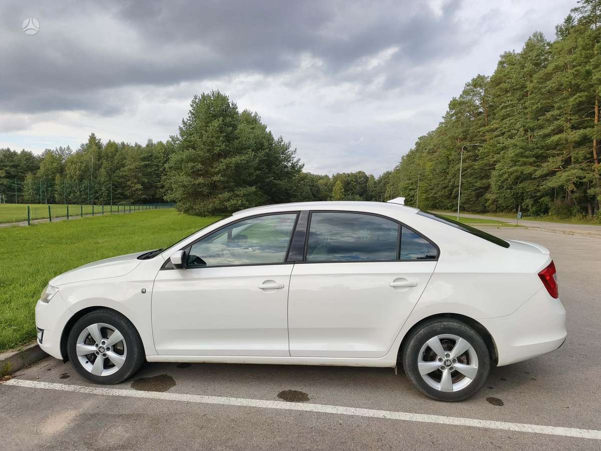Škoda Rapid - 12