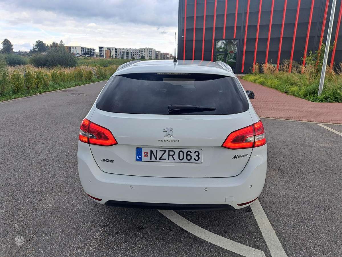 Peugeot 308 - 4