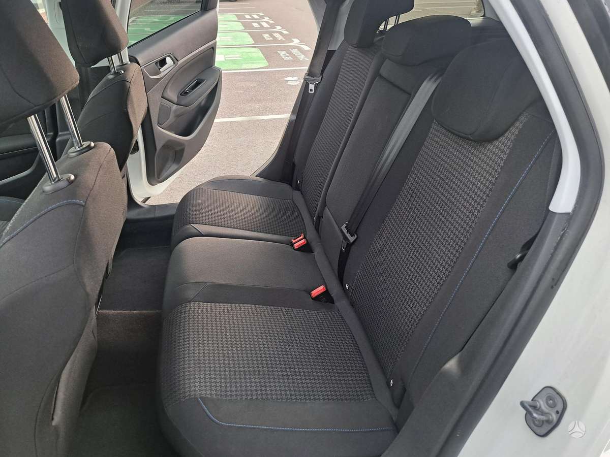 Peugeot 308 - 12