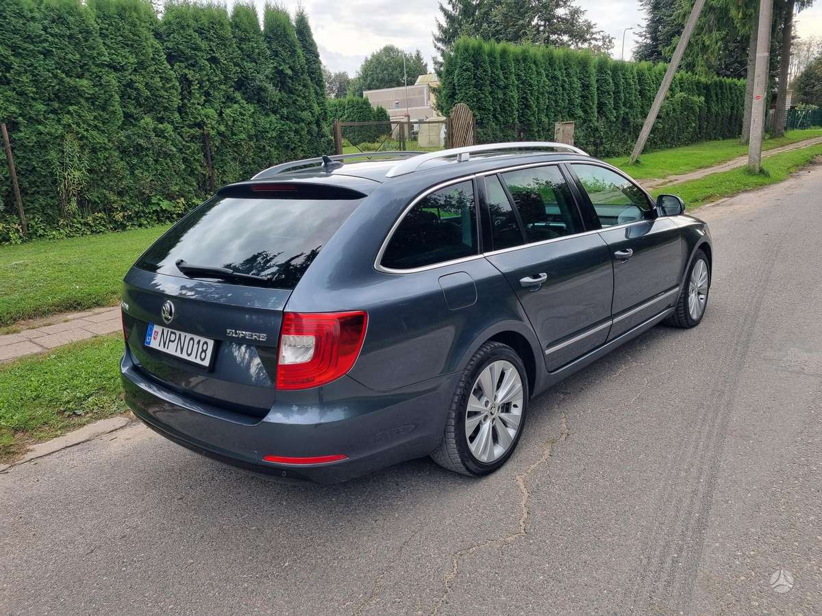 Škoda Superb - 4