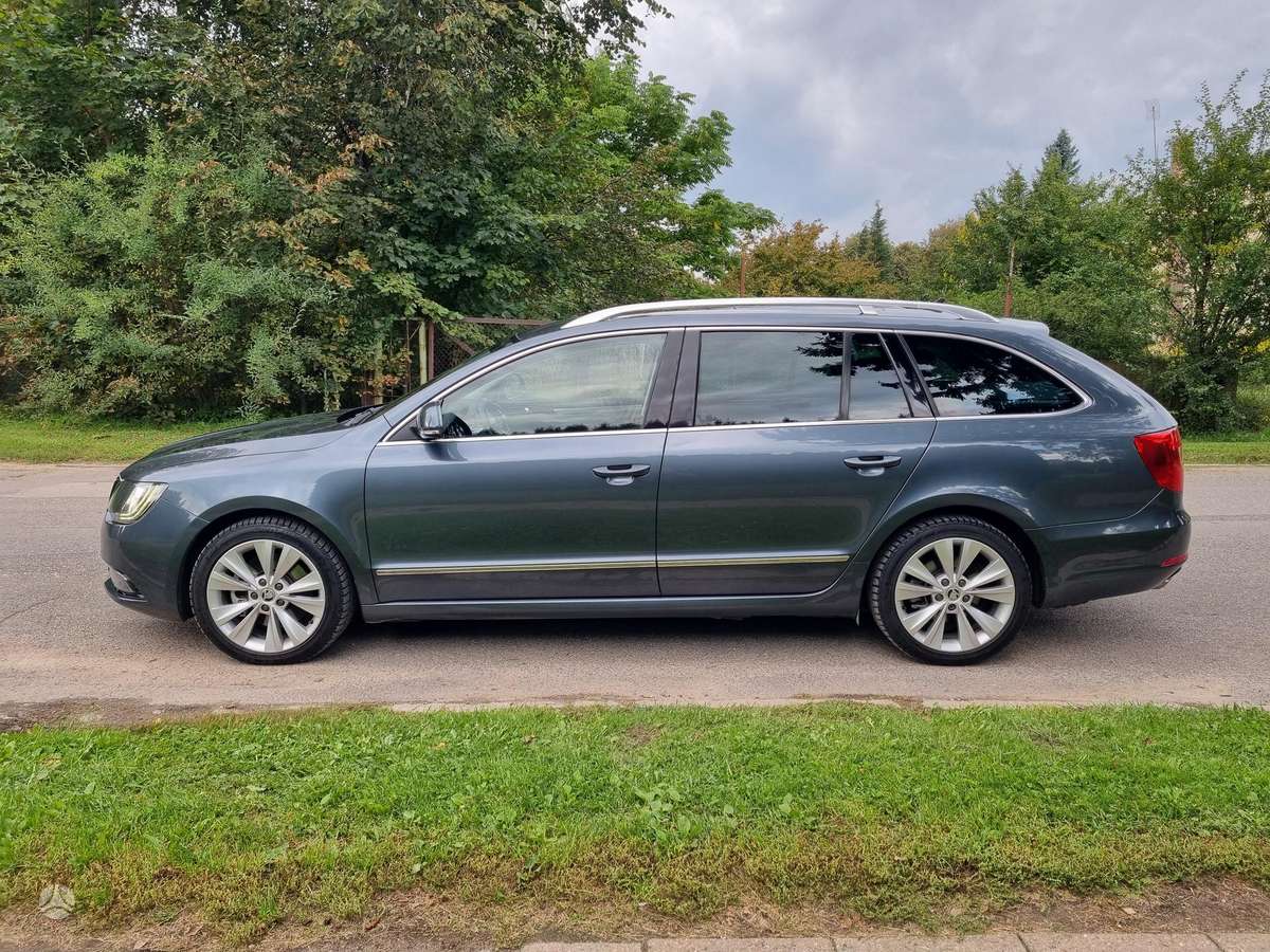 Škoda Superb - 8