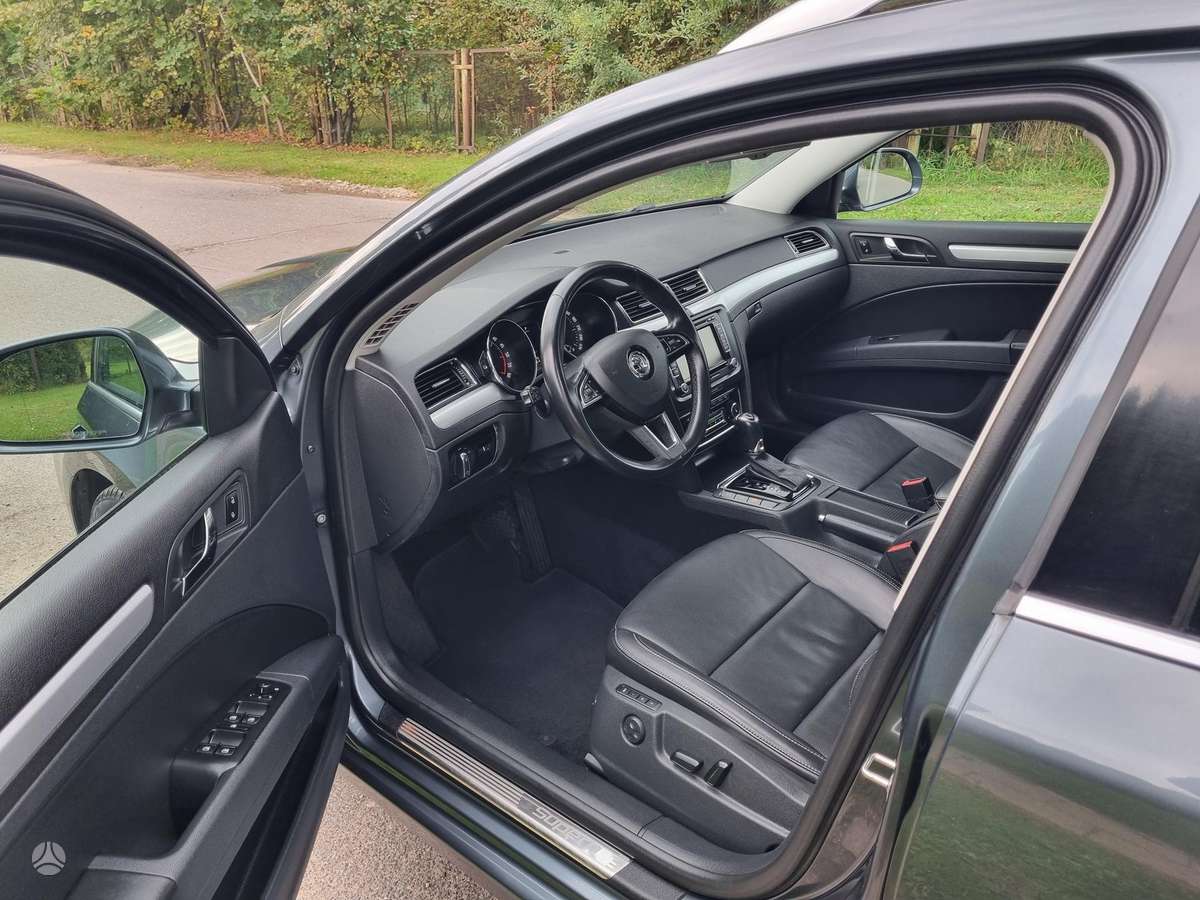 Škoda Superb - 10