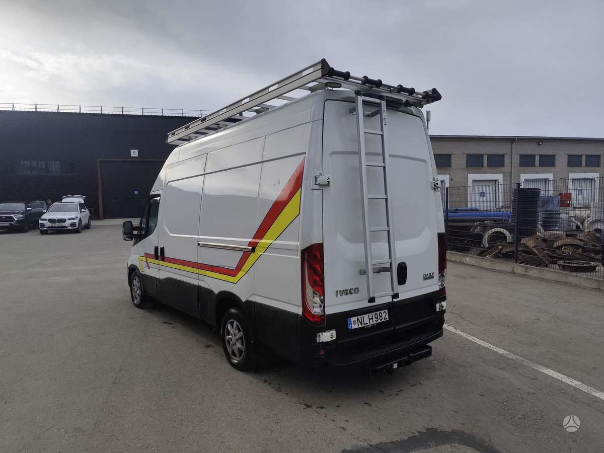 Iveco Daily, 3.0 l., cargo van