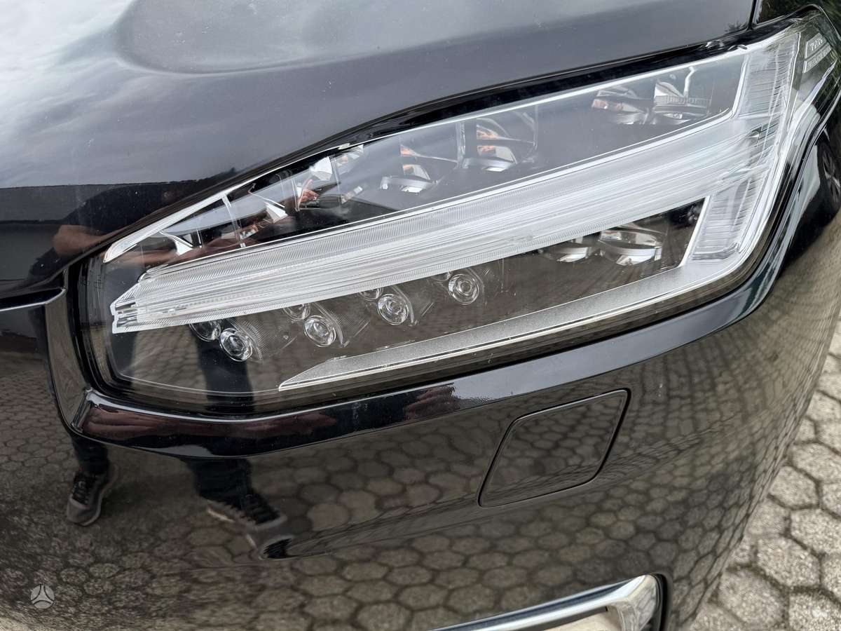 Volvo XC90 - 7