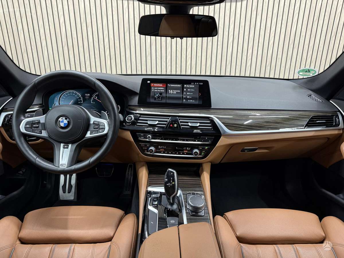 BMW 525, 2.0 l., Универсал