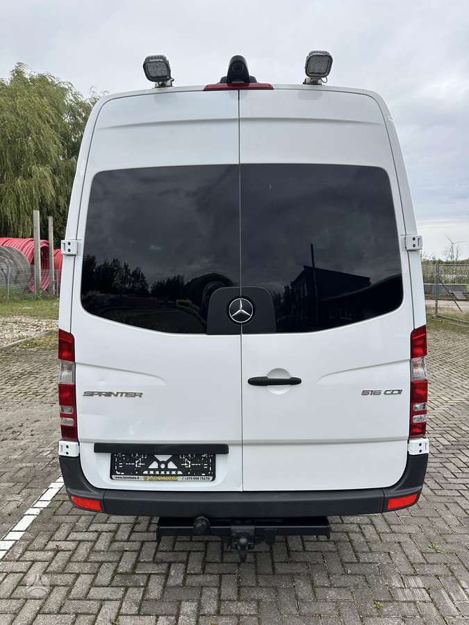 Mercedes-Benz Sprinter, passenger minibus