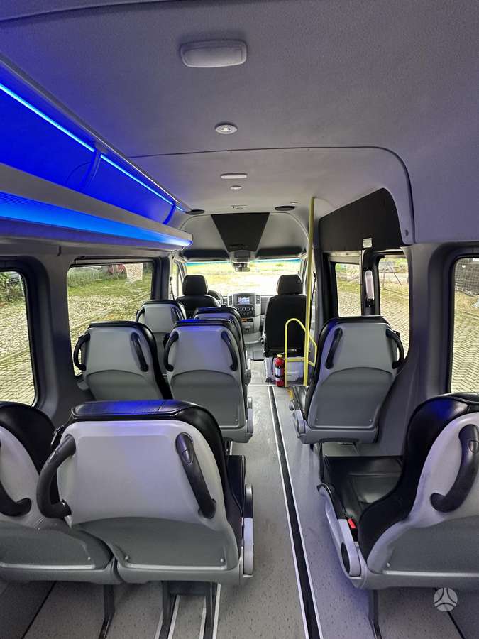 Mercedes-Benz Sprinter, passenger minibus