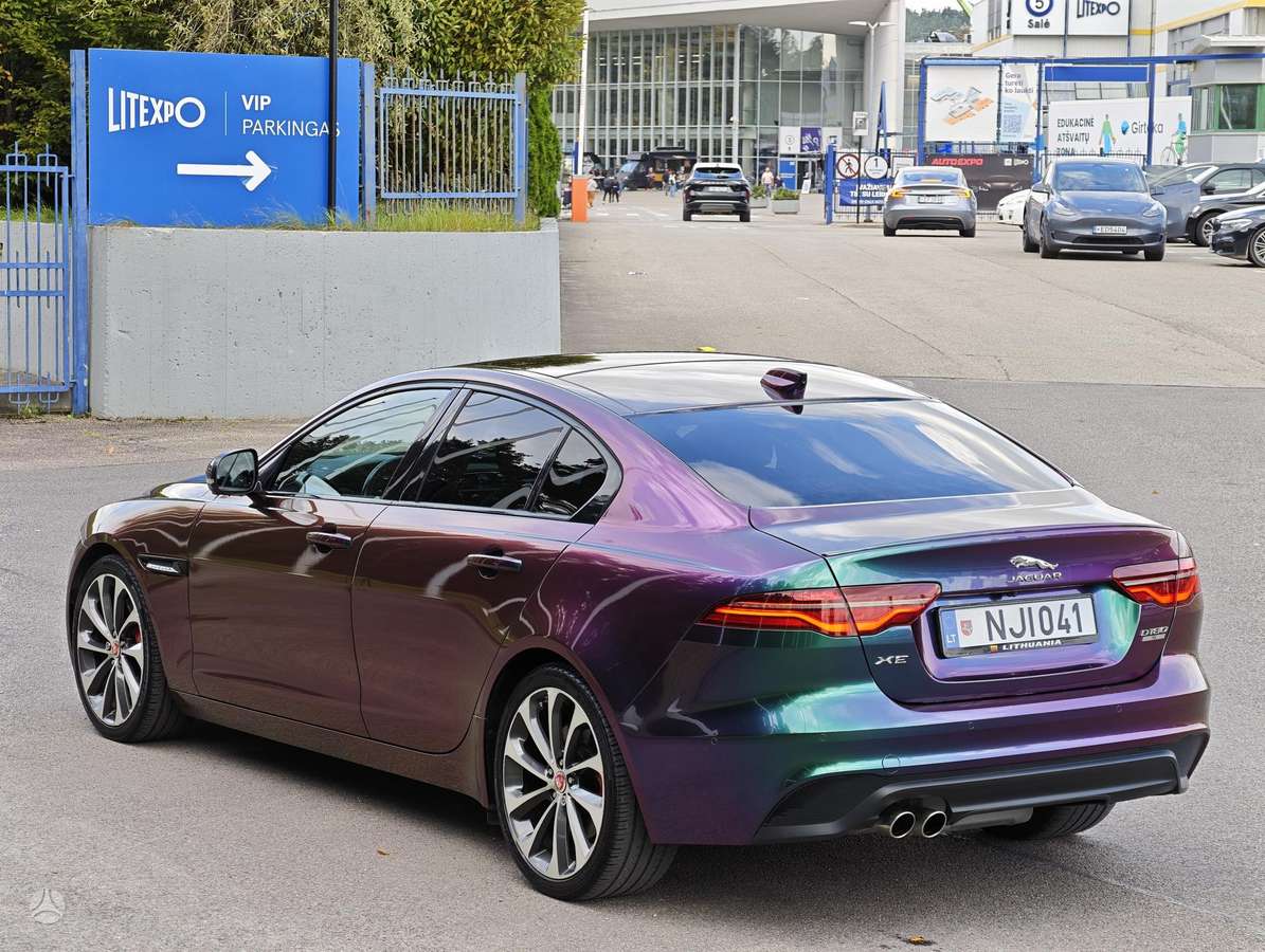 Jaguar XE, 2.0 l., Седан