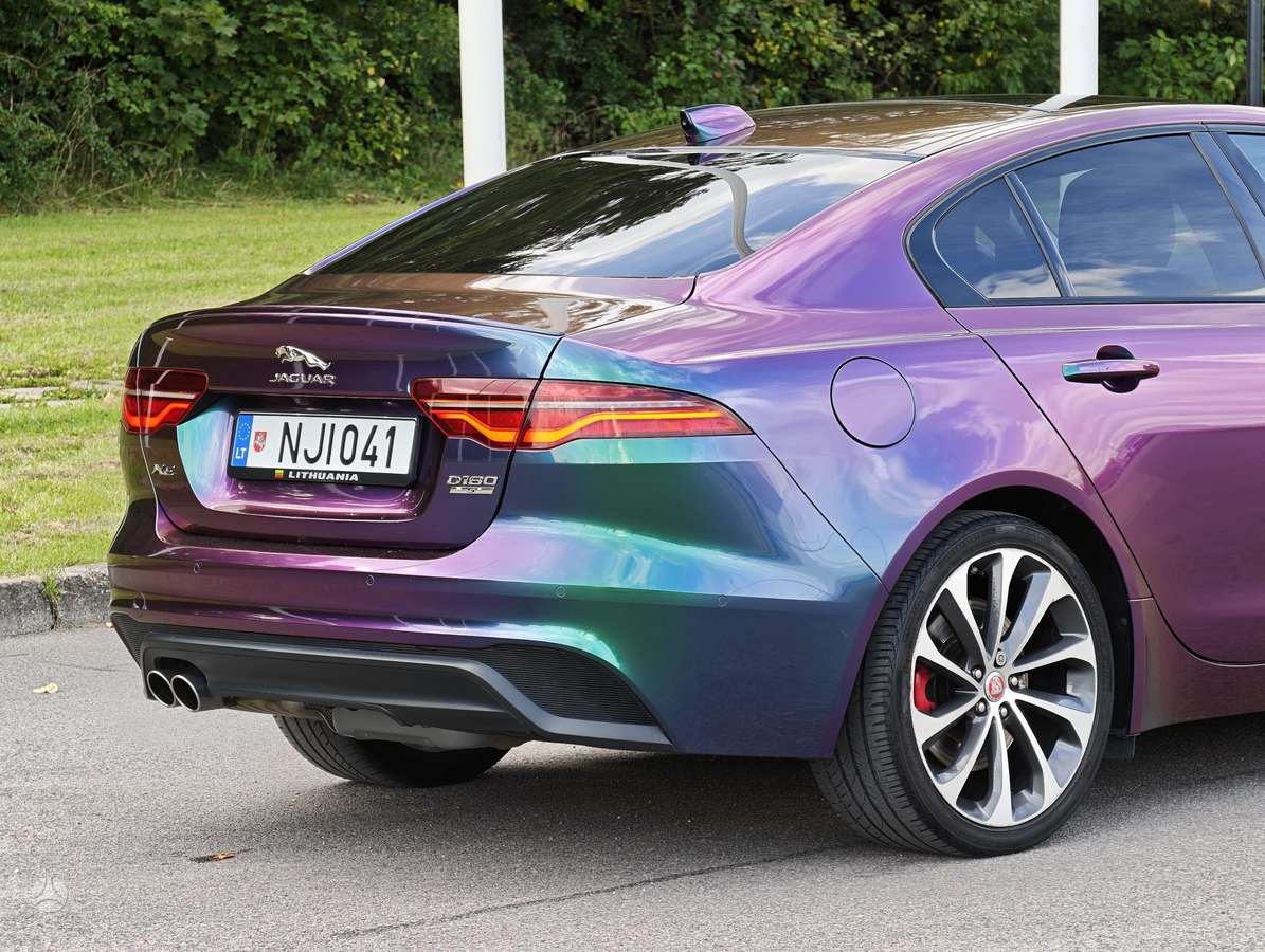 Jaguar XE, 2.0 l., Седан