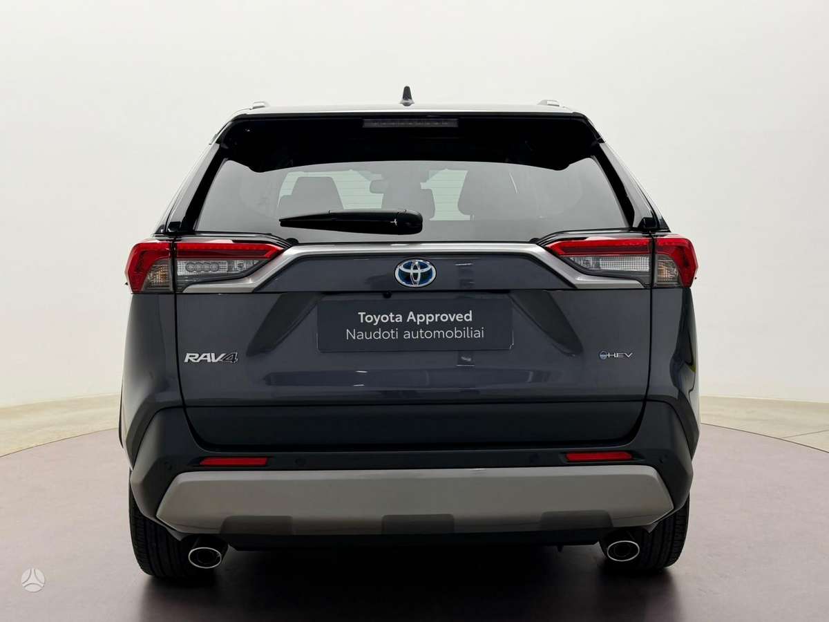 Toyota RAV4 - 7