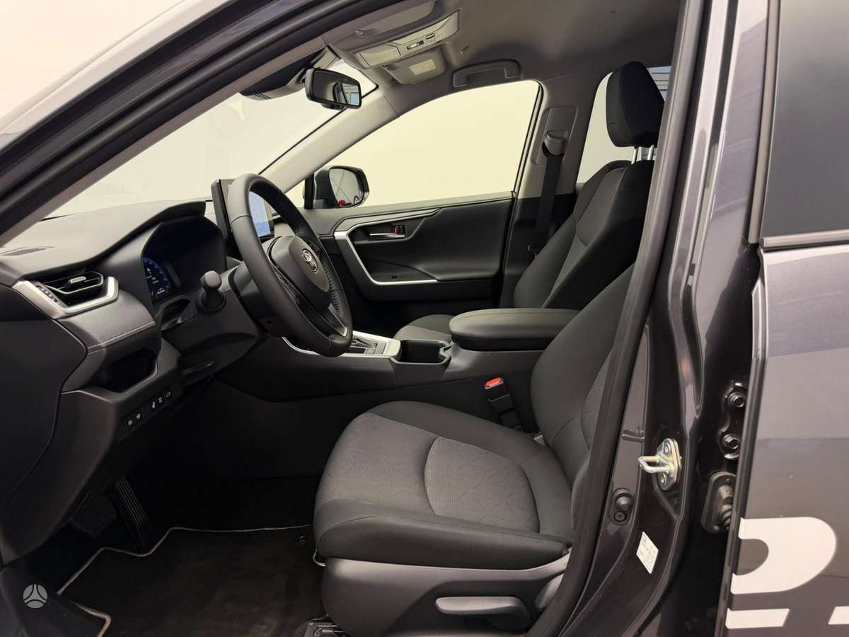 Toyota RAV4 - 9