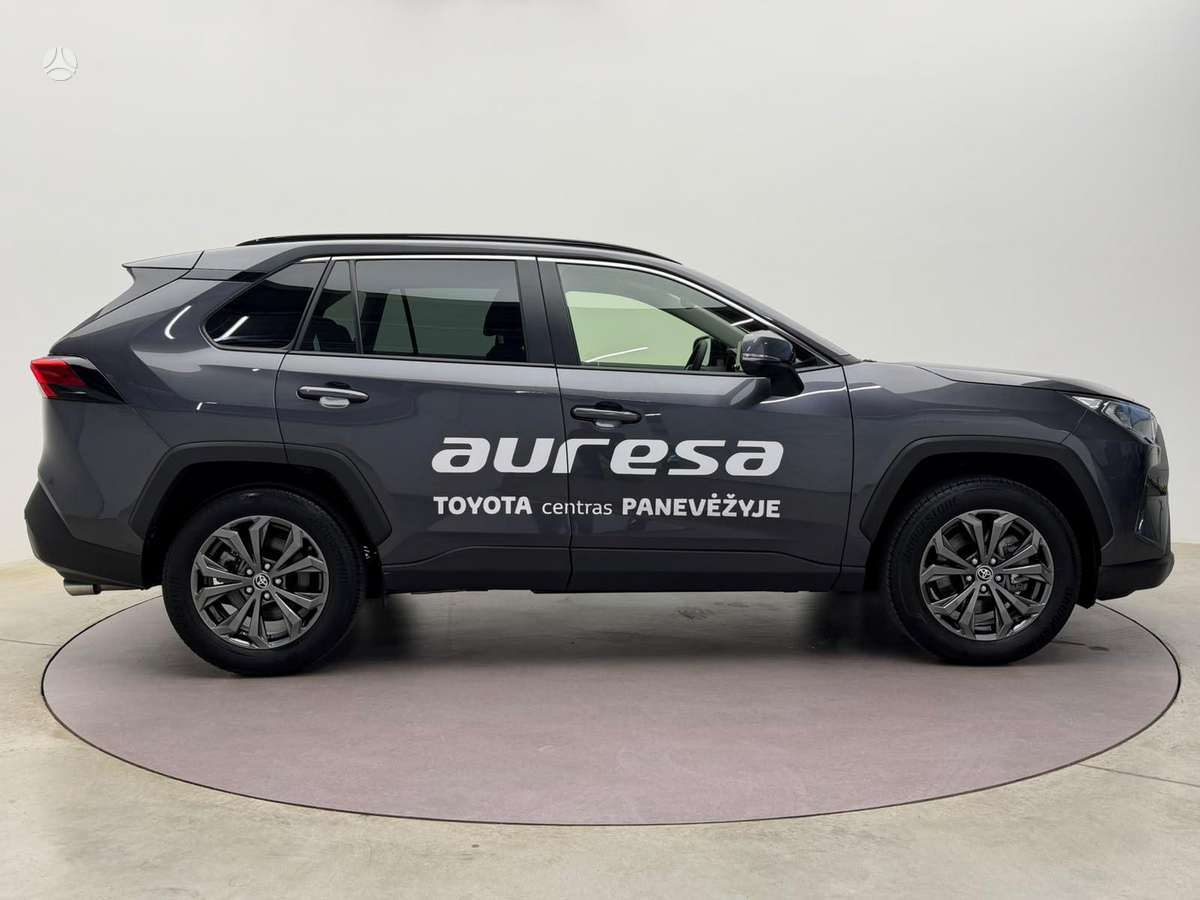 Toyota RAV4 - 4