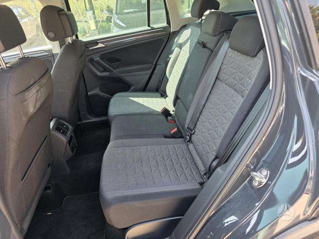 Volkswagen Tiguan - 10