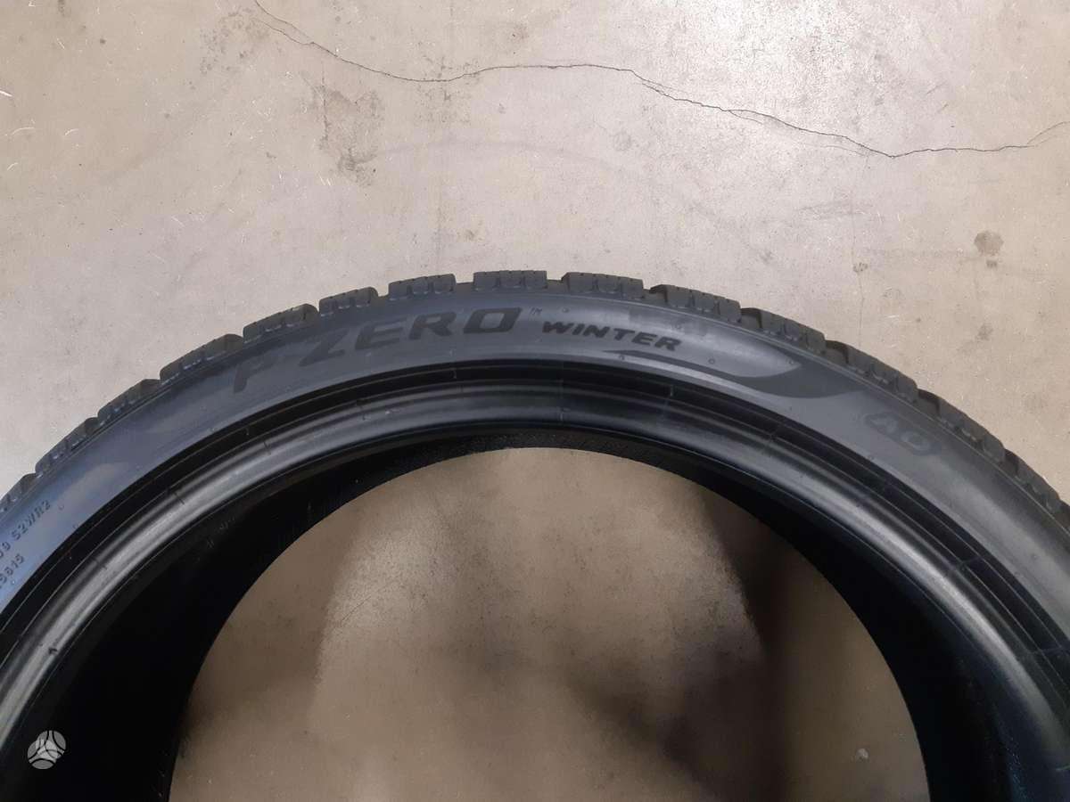Pirelli 2024m 95% PZero Winter, всесезонные 245/35 R19
