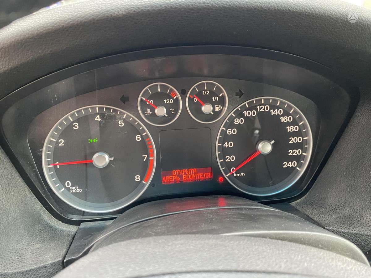Ford Focus, 1.6 l., hatchback