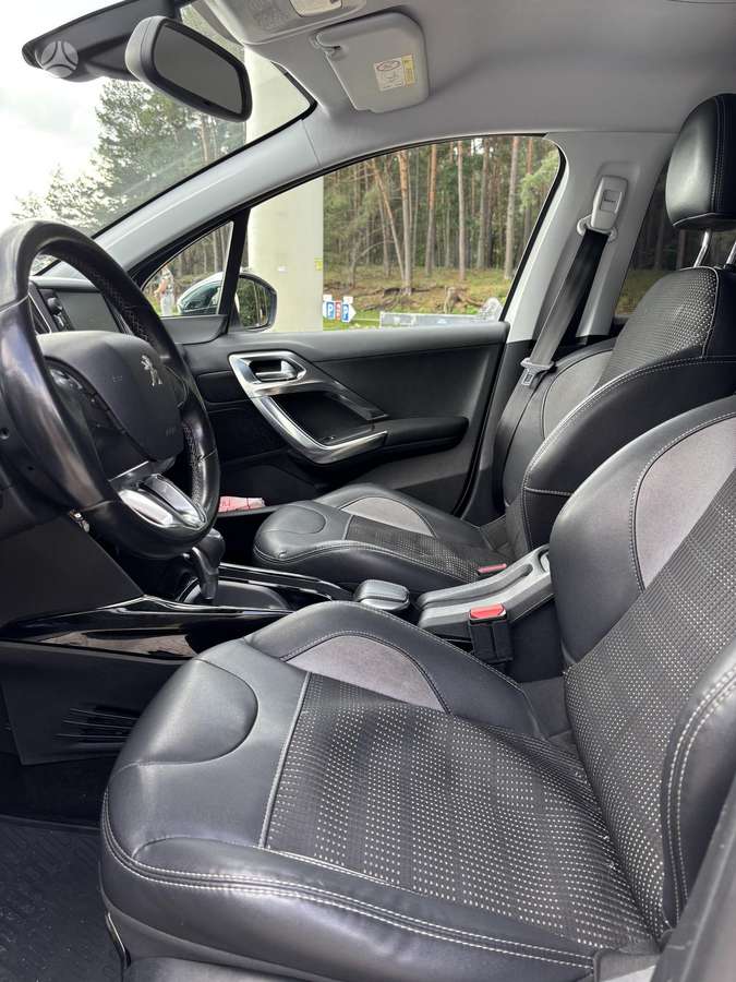Peugeot 2008 - 7