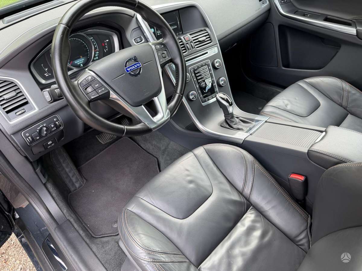 Volvo XC60 - 10