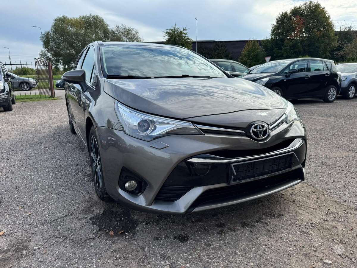Toyota Avensis - 3
