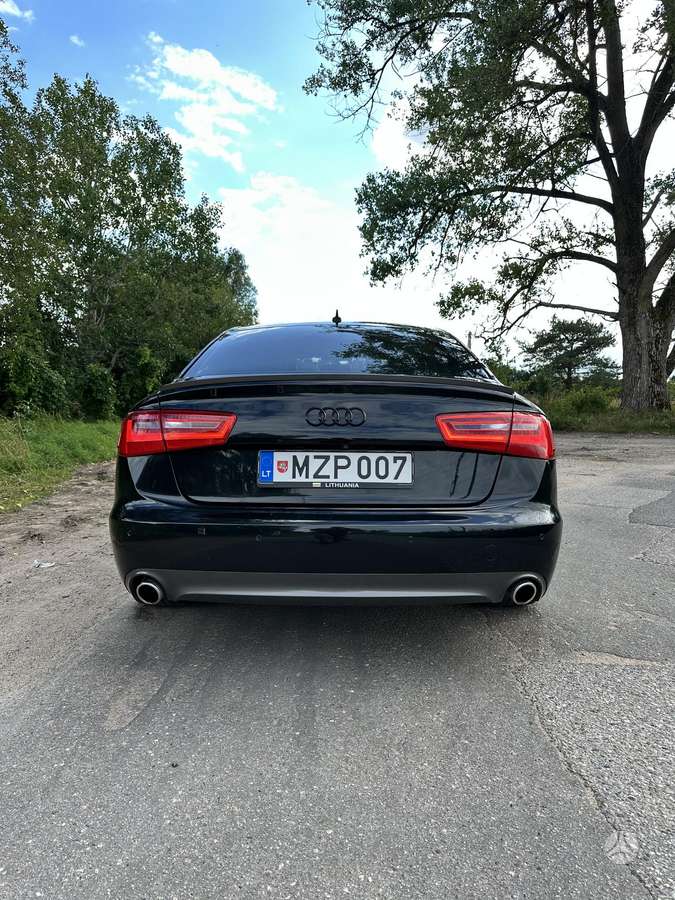 Audi A6, 3.0 l., Седан