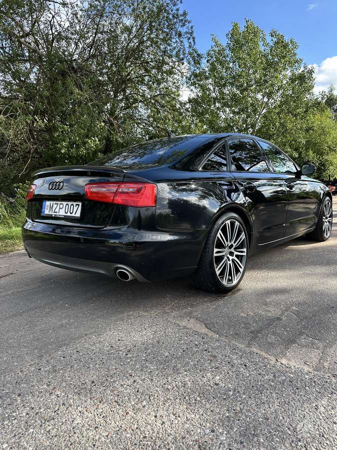 Audi A6, 3.0 l., Седан
