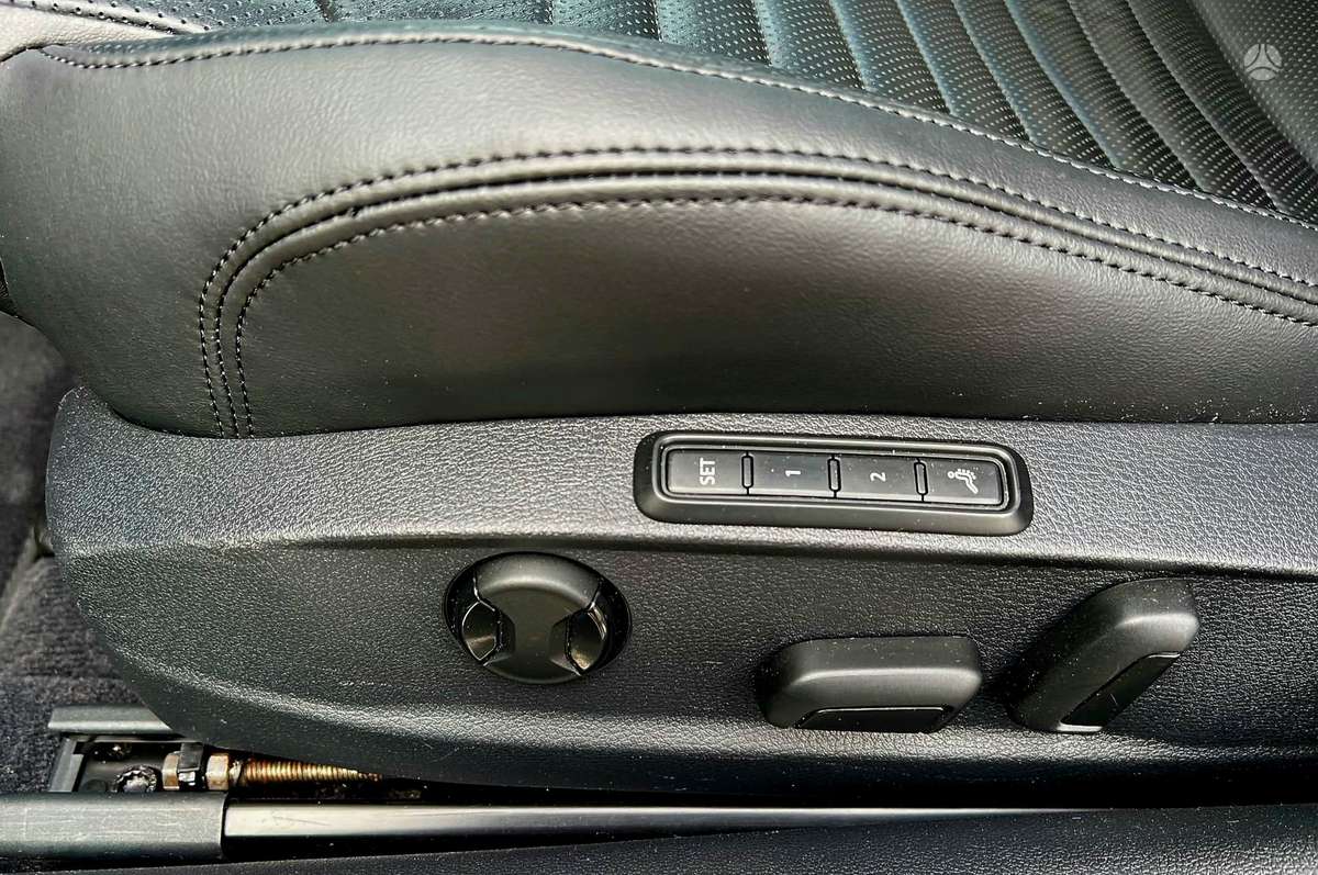 Volkswagen Passat Alltrack - 8