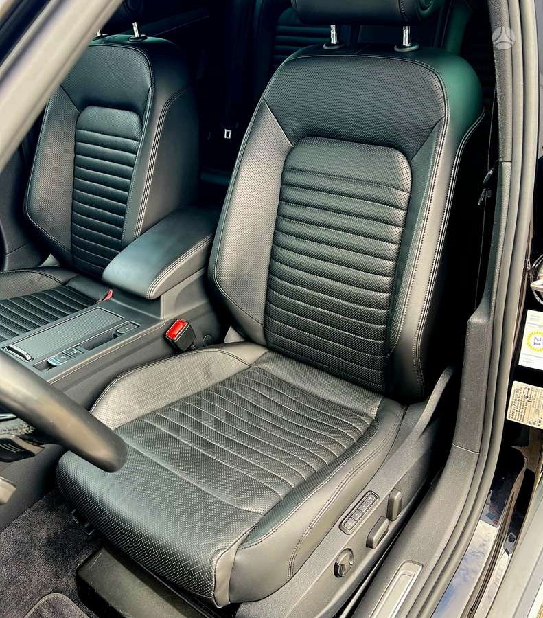 Volkswagen Passat Alltrack - 12