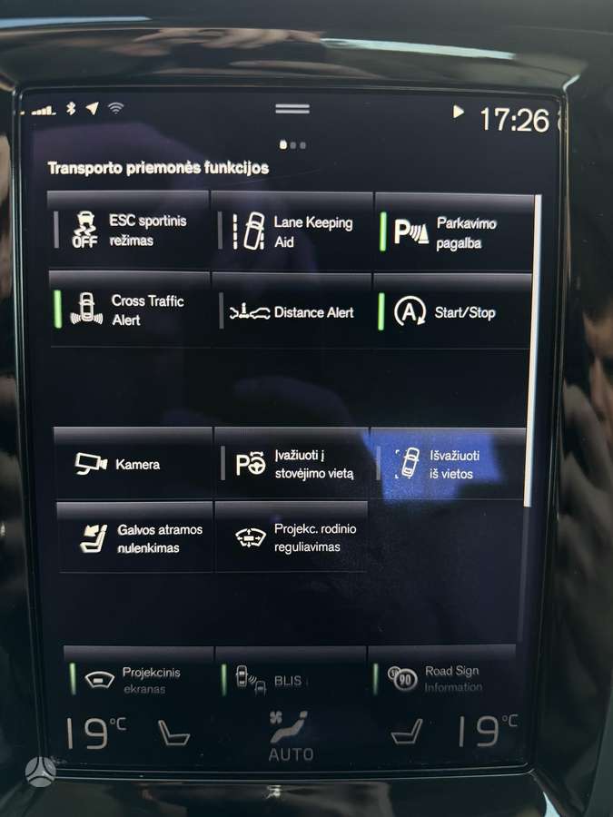 Volvo S90, 2.0 l., Седан