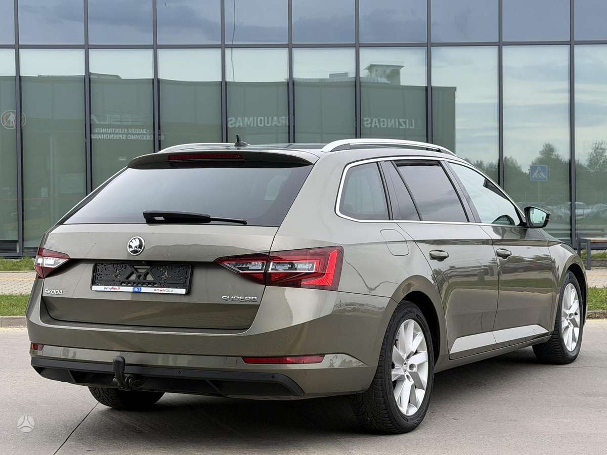 Skoda Superb, 1.8 l., wagon