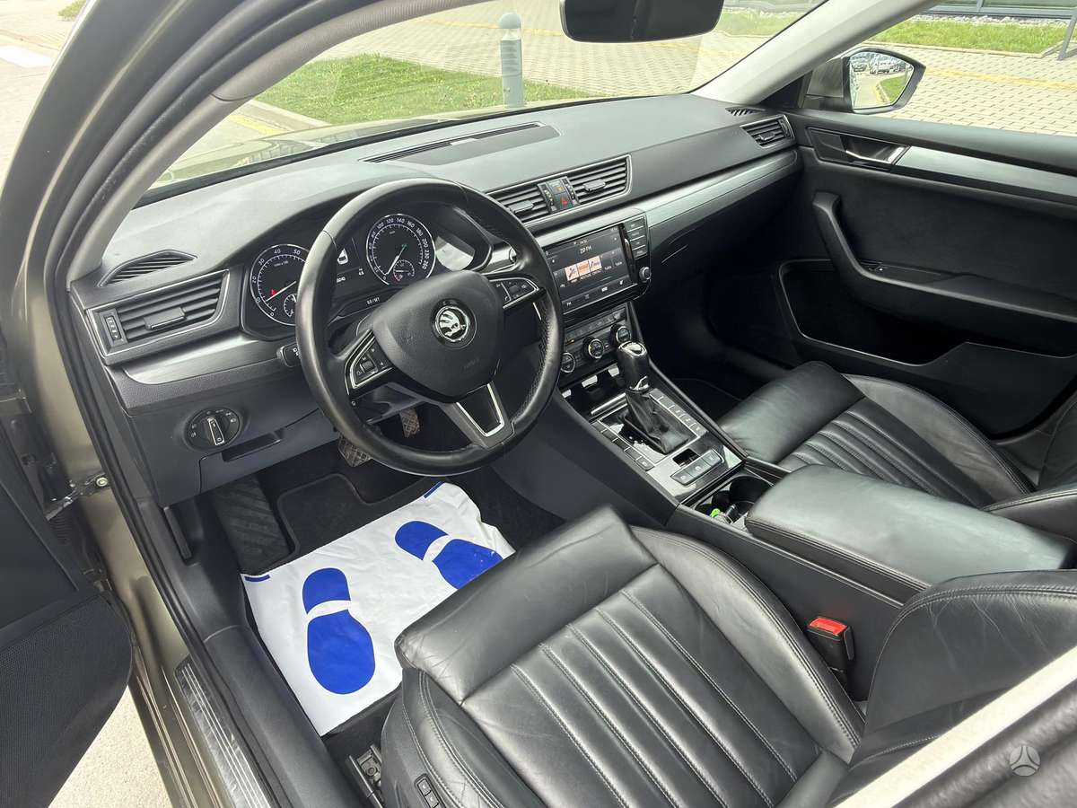 Skoda Superb, 1.8 l., Универсал