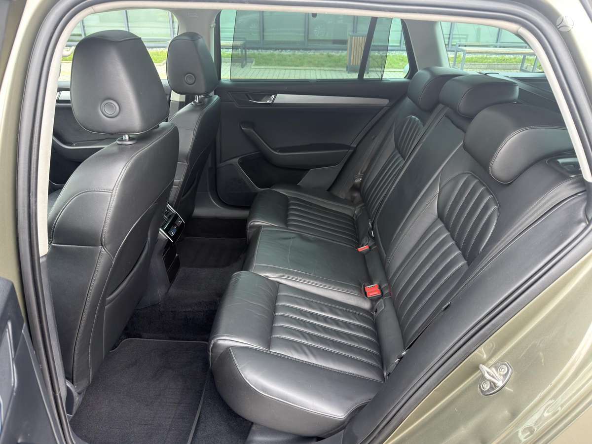 Skoda Superb, 1.8 l., Универсал