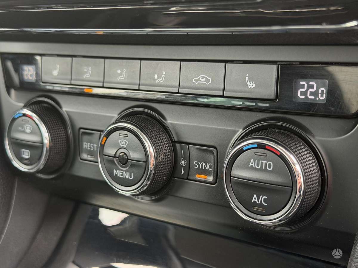 Skoda Superb, 1.8 l., Универсал
