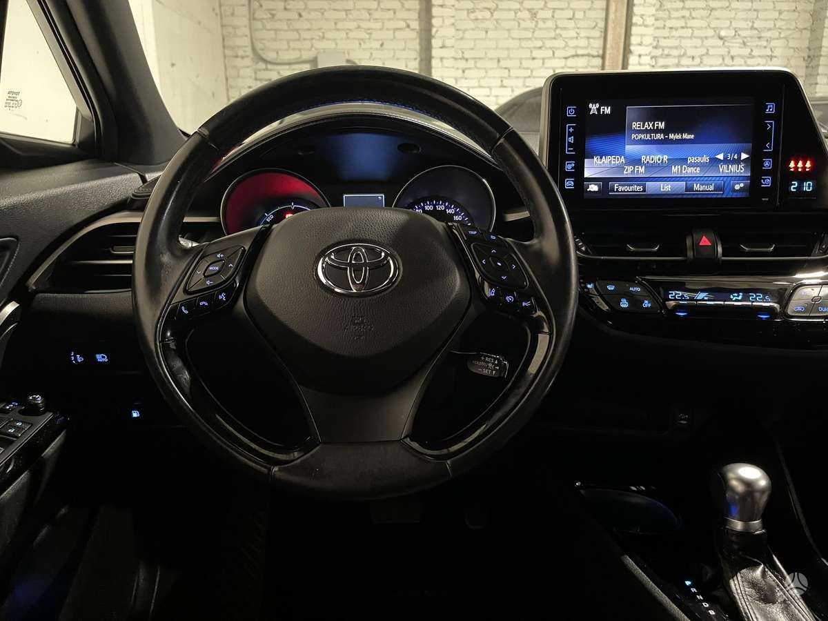 Toyota C-HR - 3