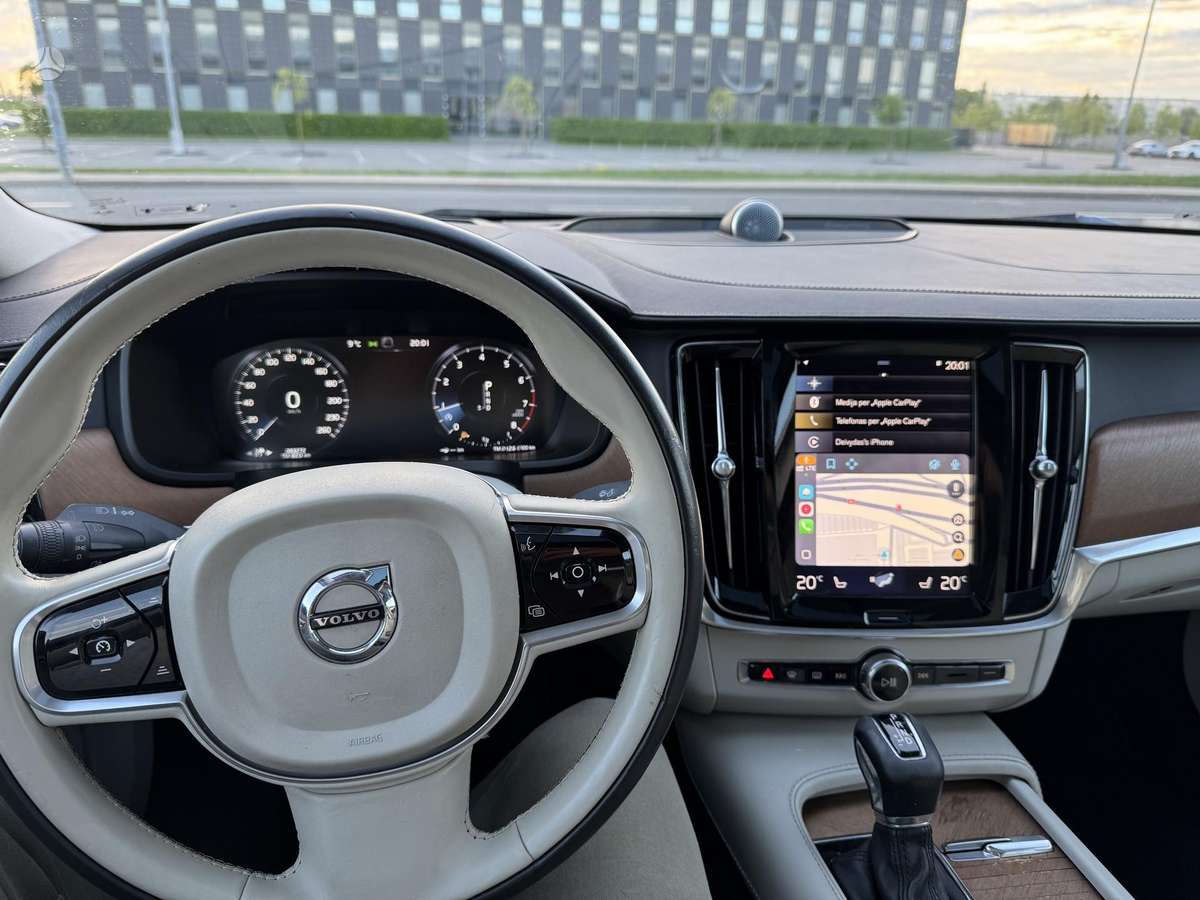 Volvo S90, 2.0 l., Седан