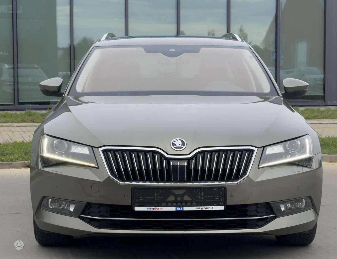 Skoda Superb, 1.8 l., Универсал