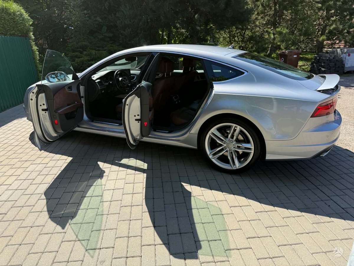 Audi A7, 3.0 l., hatchback