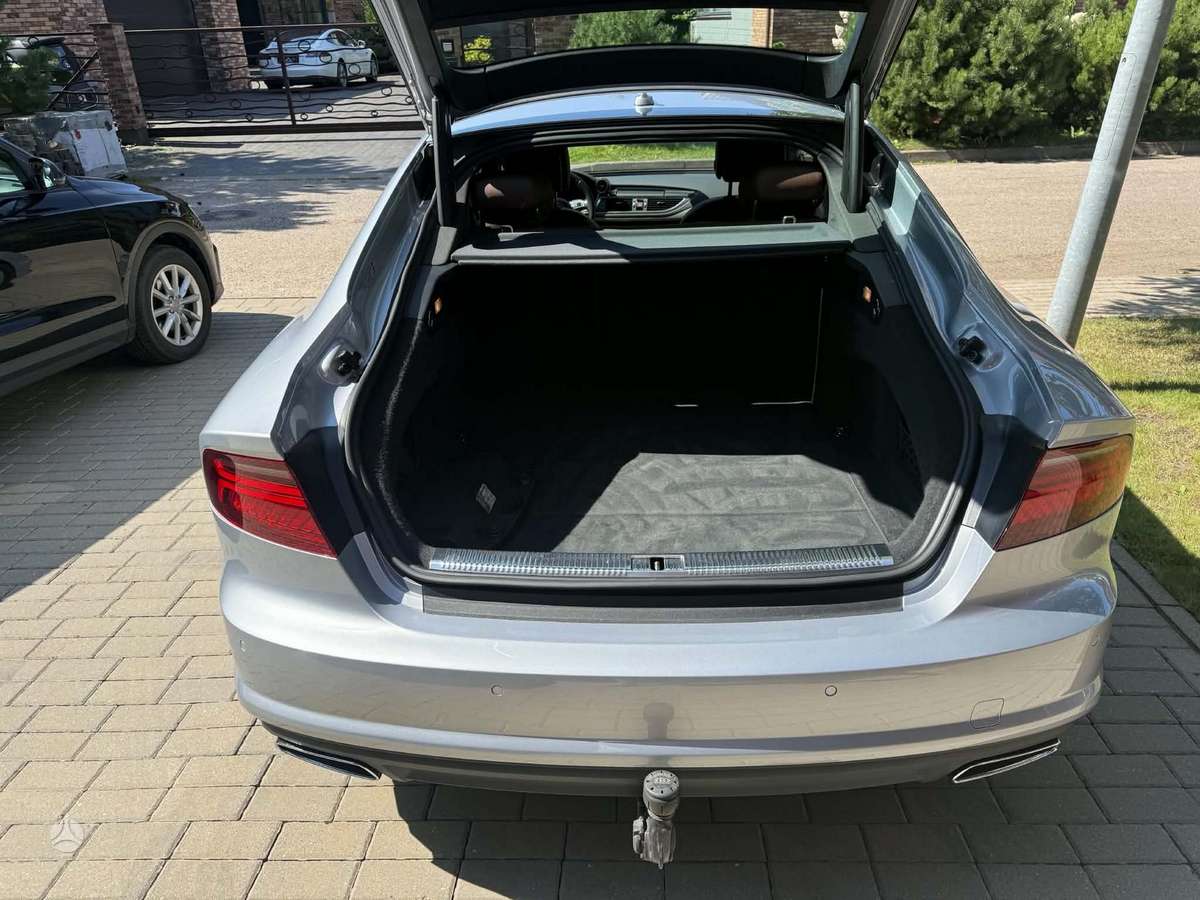 Audi A7, 3.0 l., hatchback