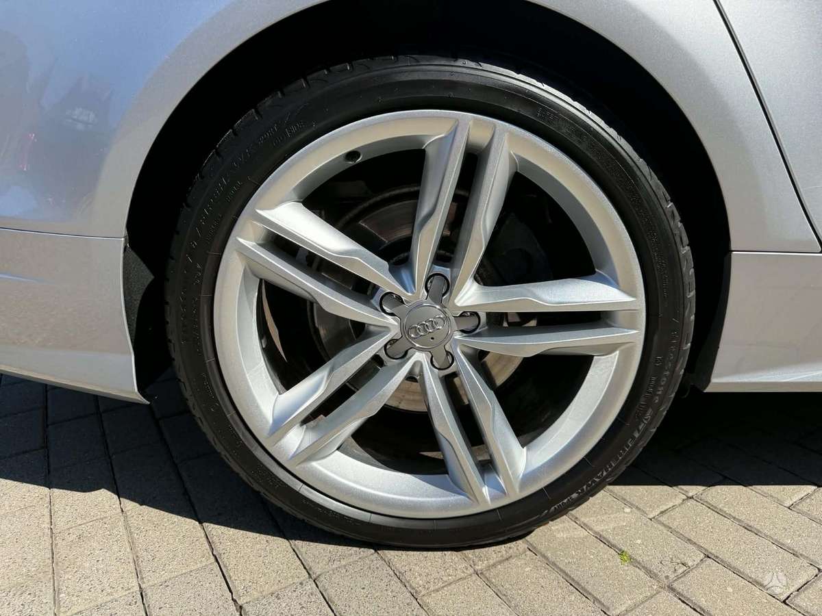 Audi A7, 3.0 l., Хэтчбек