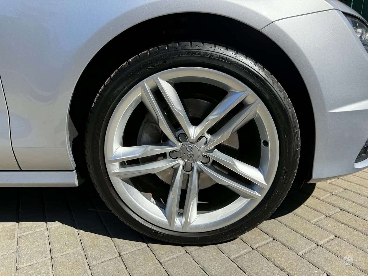 Audi A7, 3.0 l., hatchback