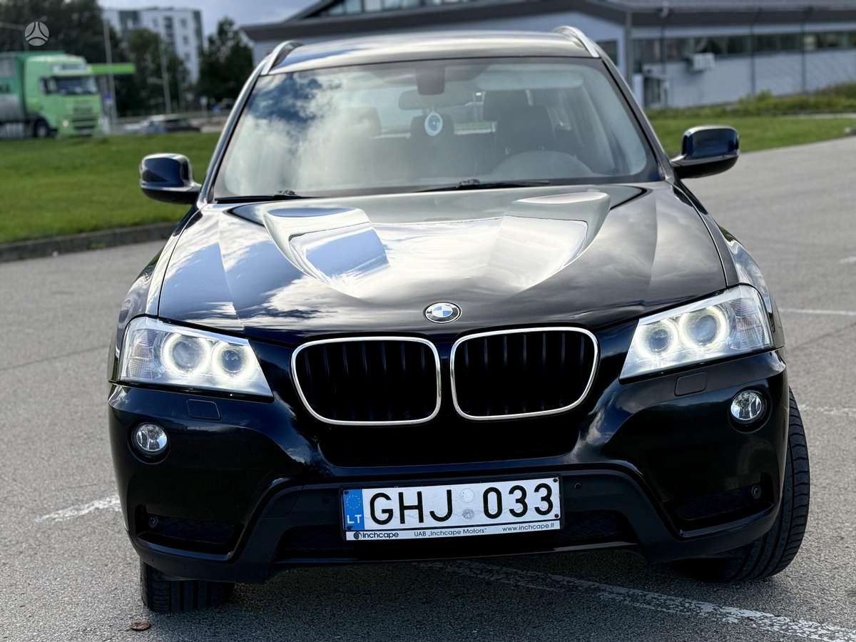 BMW X3, 2.0 l., off-road / crossover