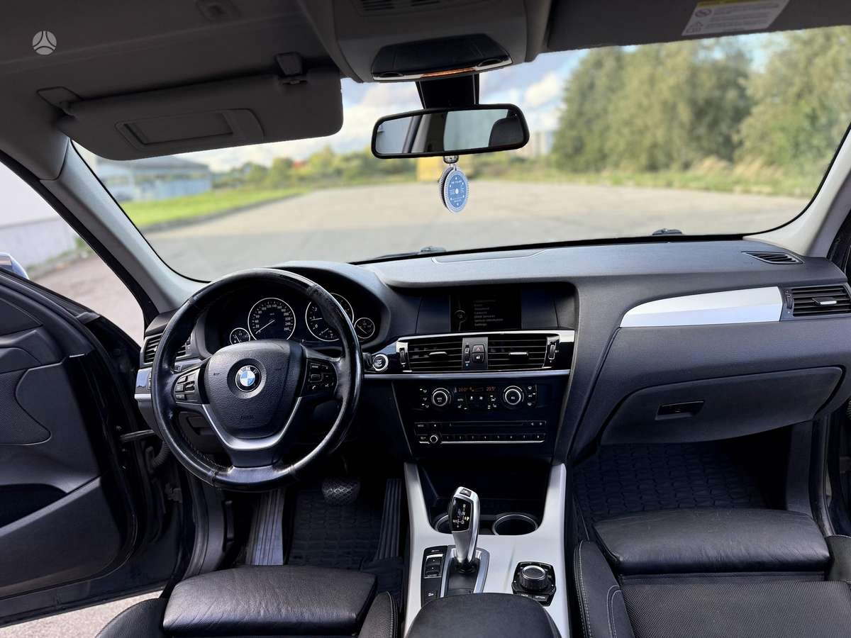 BMW X3, 2.0 l., off-road / crossover