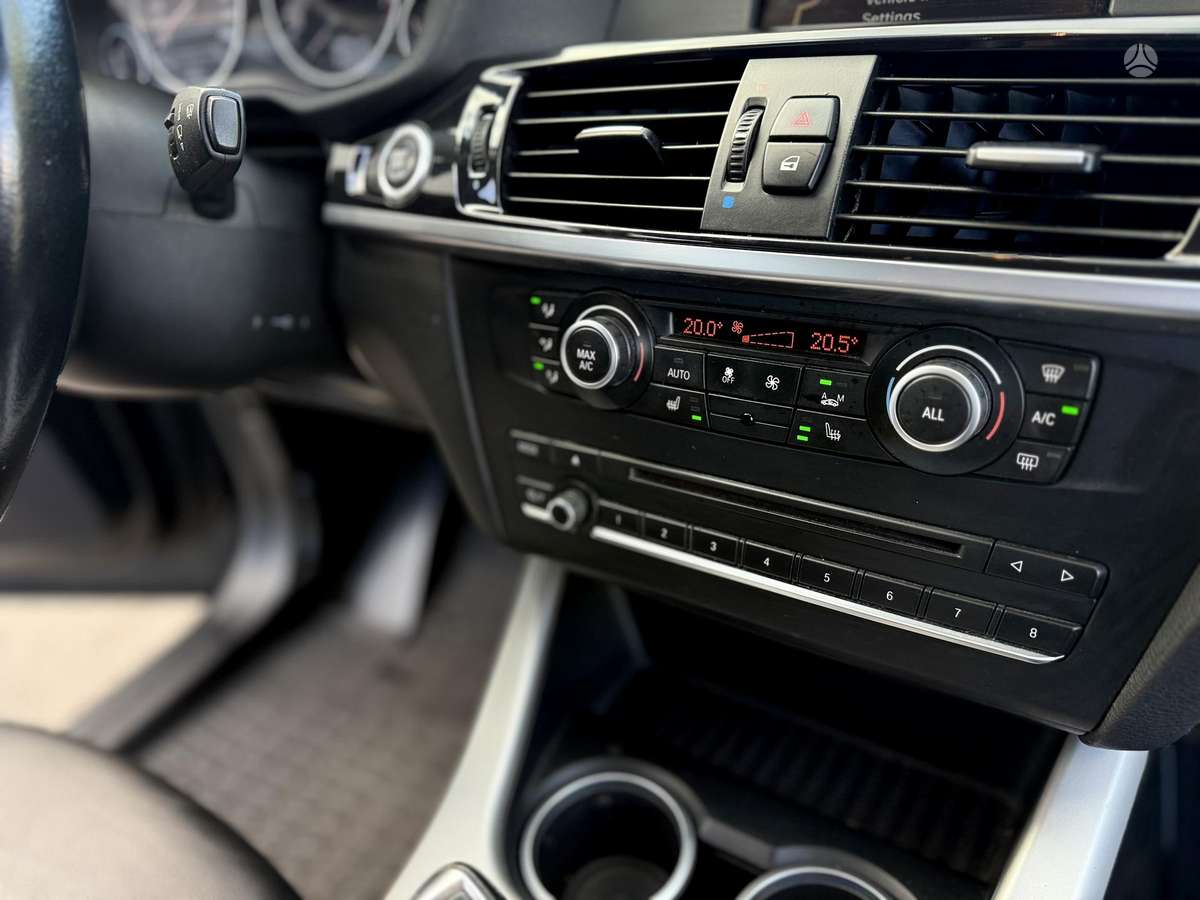 BMW X3, 2.0 l., off-road / crossover