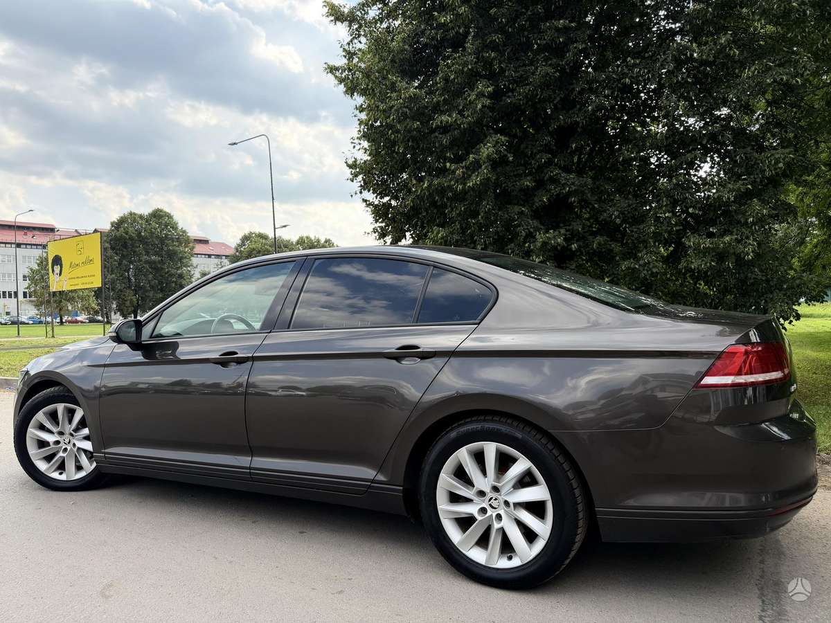 Volkswagen Passat - 3