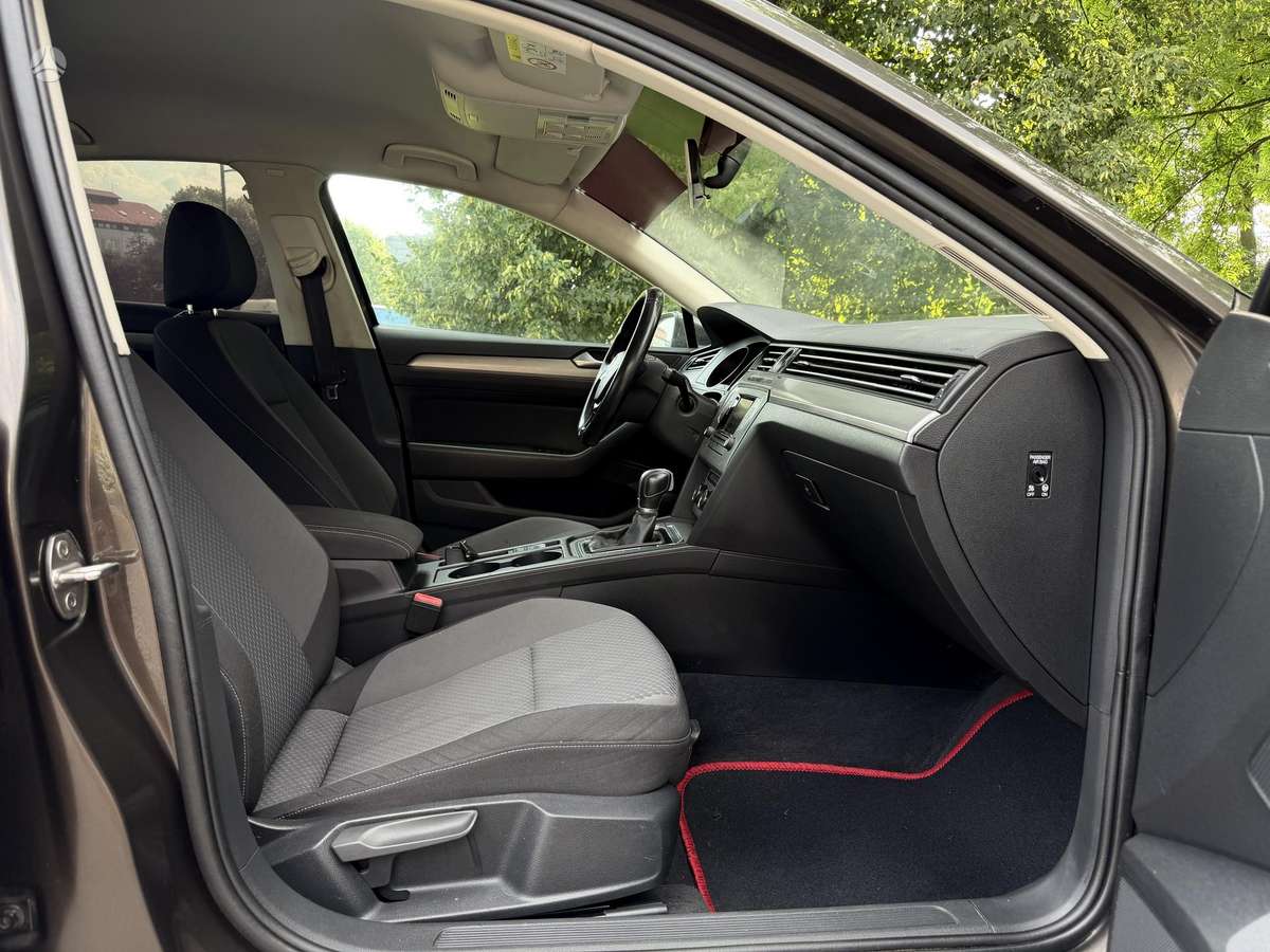Volkswagen Passat - 7
