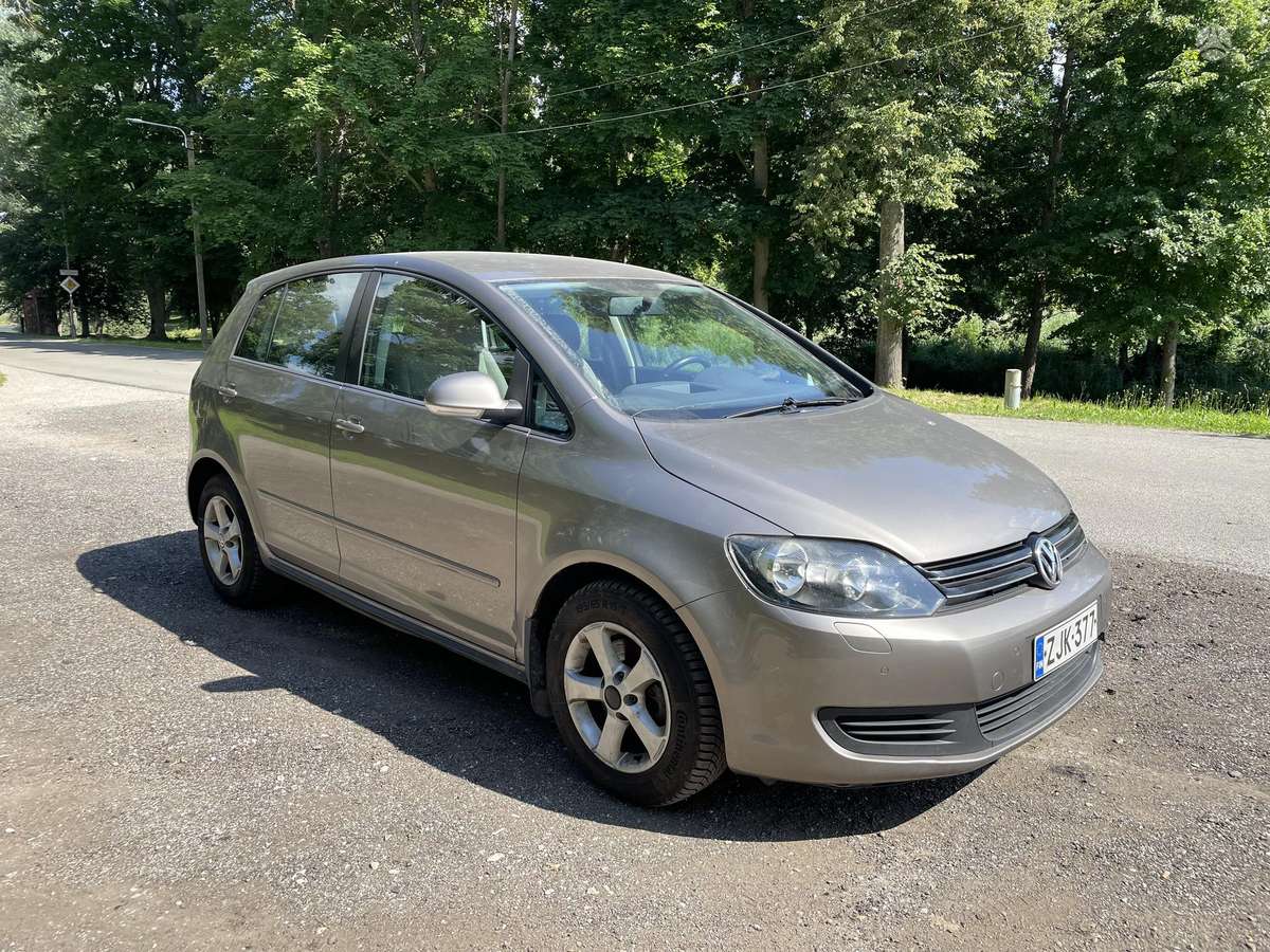 Volkswagen Golf Plus - 1