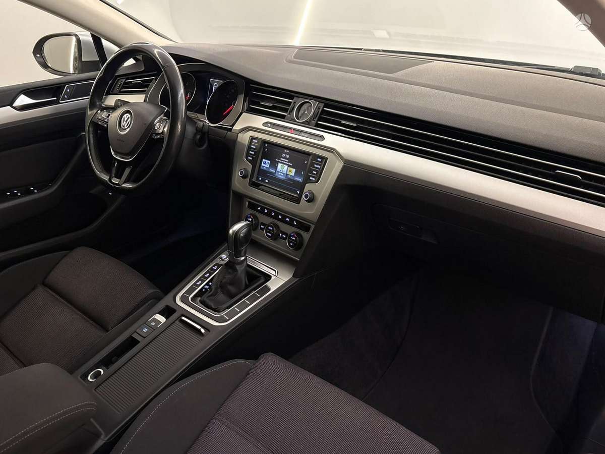 Volkswagen Passat, 2.0 l., Универсал