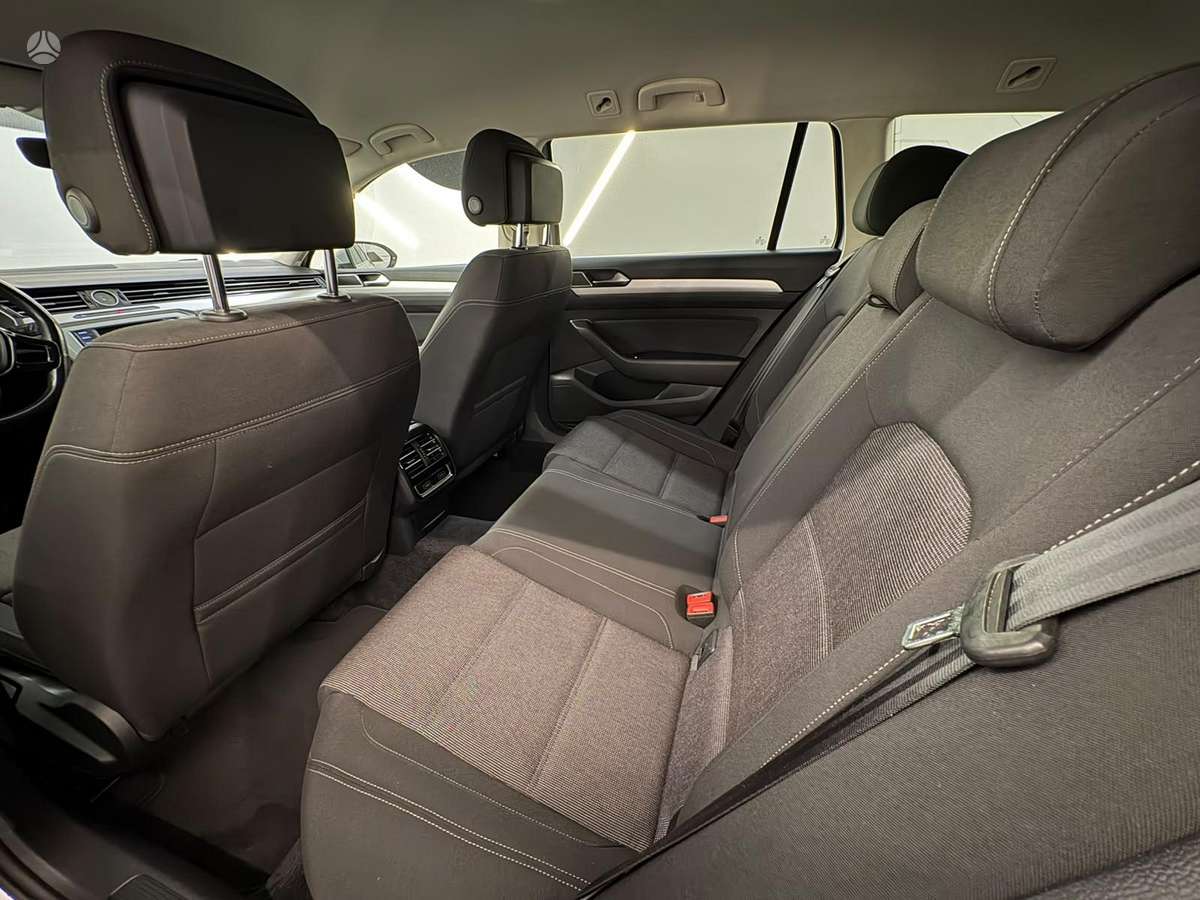 Volkswagen Passat, 2.0 l., Универсал