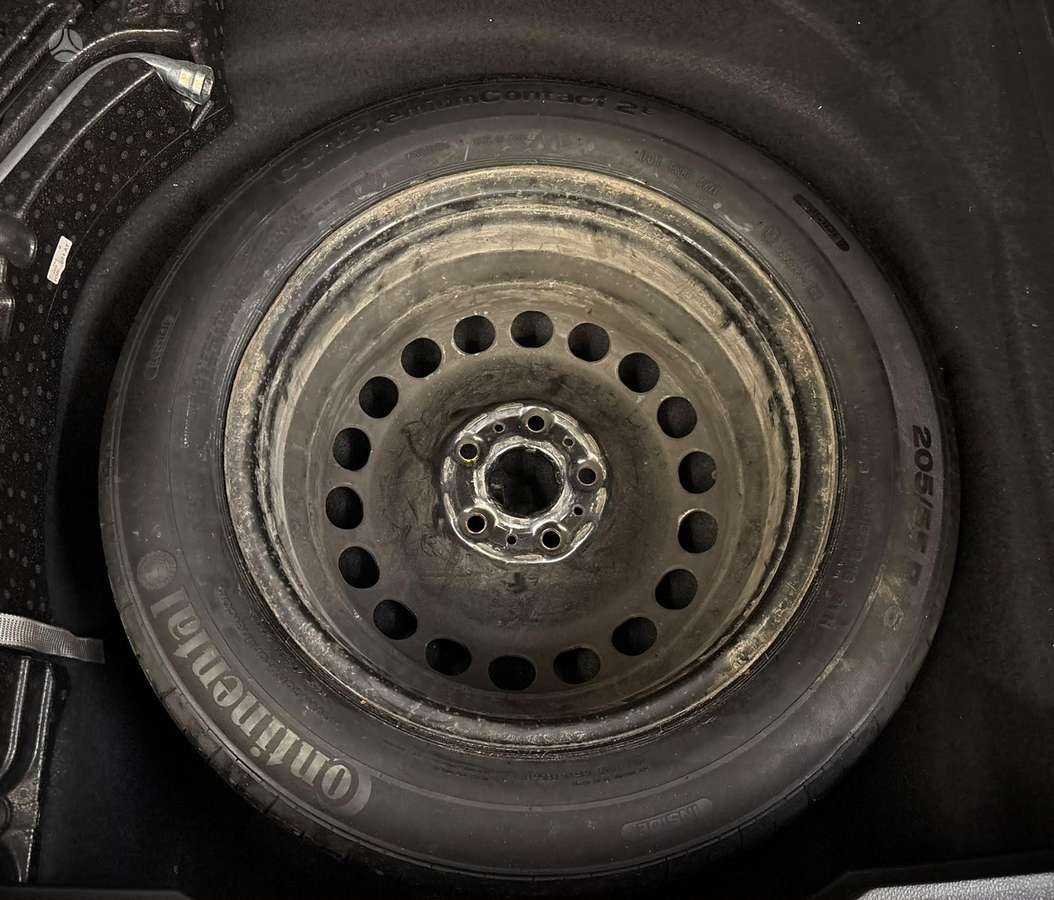 Volkswagen Passat, 2.0 l., Универсал