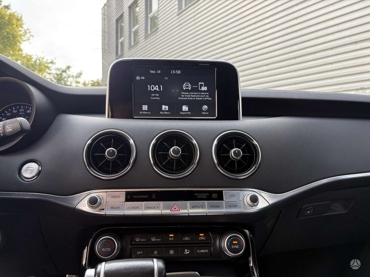 Kia Stinger, 3.3 l., Седан