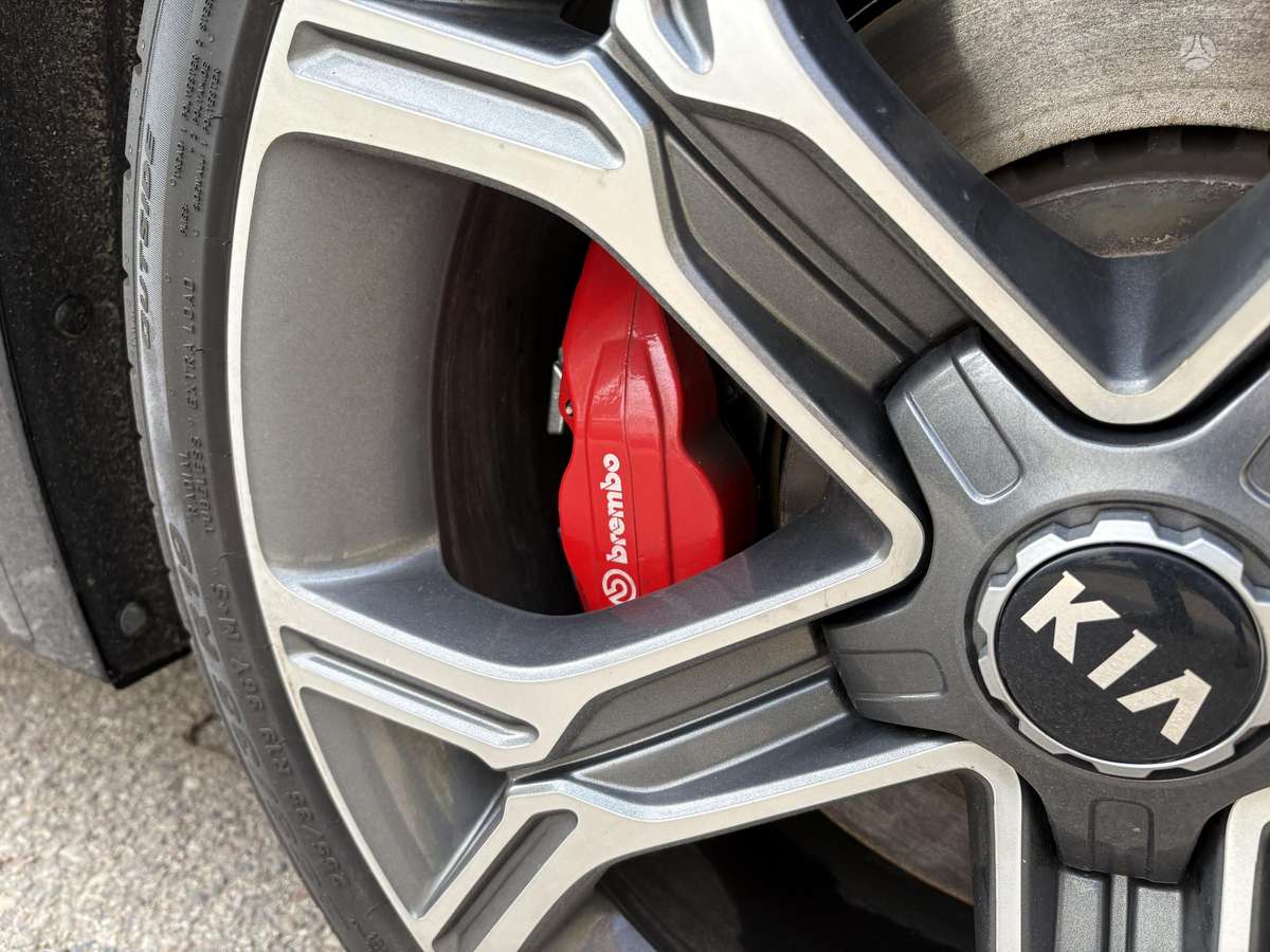 Kia Stinger, 3.3 l., Седан