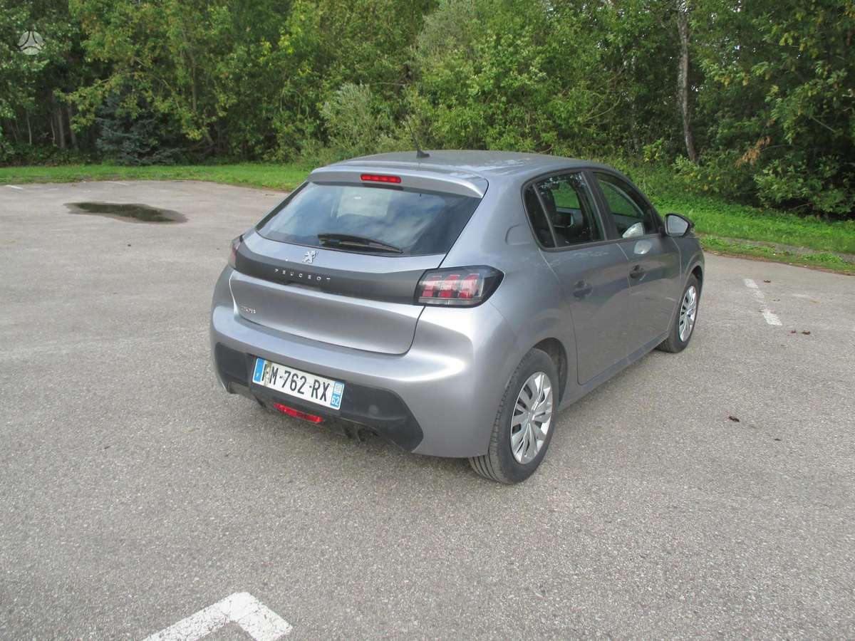 Peugeot 208 - 3